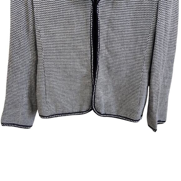 Charter Club Long Sleeve Collared Blazer Black White Houndstooth Tweed Size 4P - Picture 4 of 7